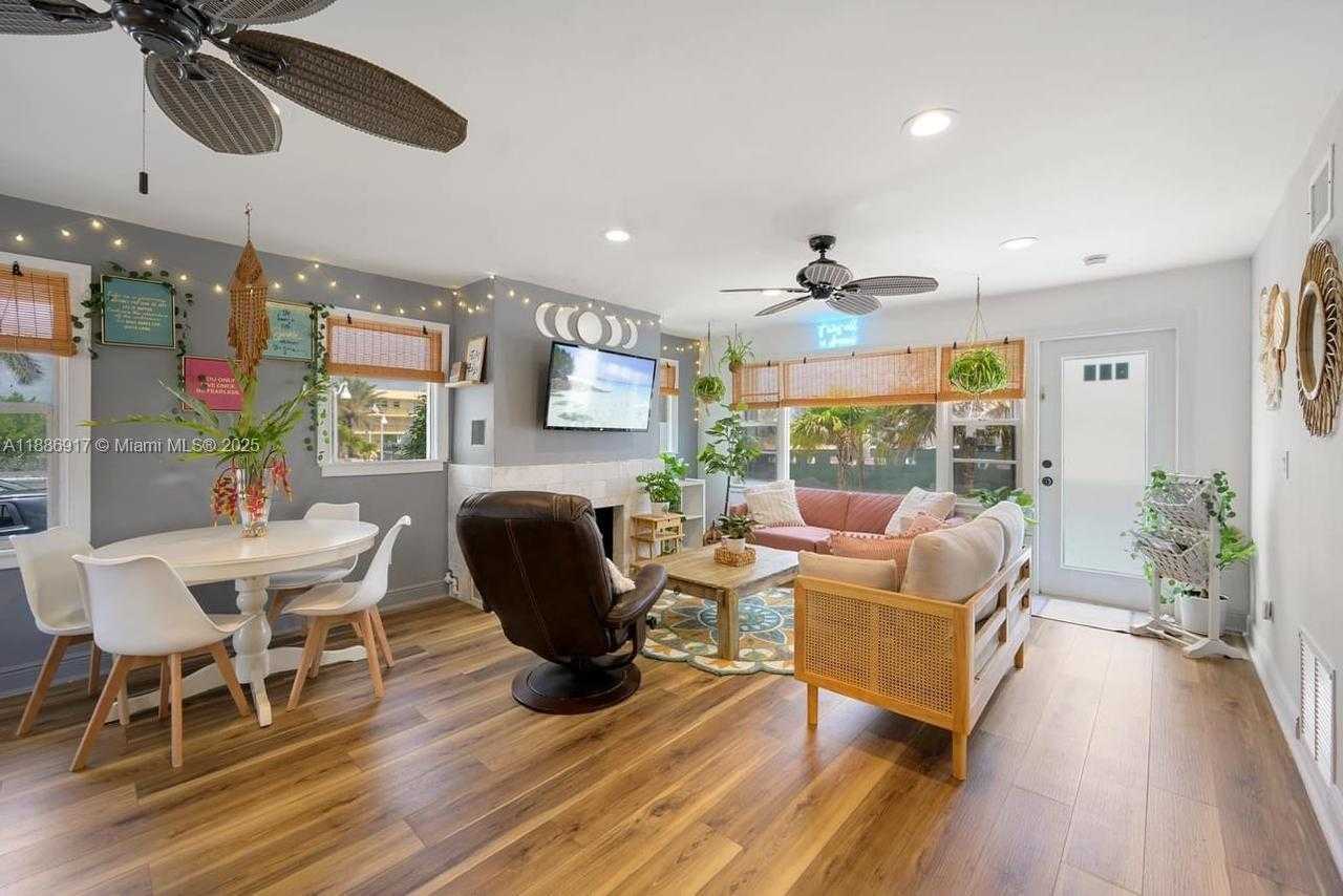 Small Image of 314 NEW HAMPSHIRE ST #23, Hollywood Number 4