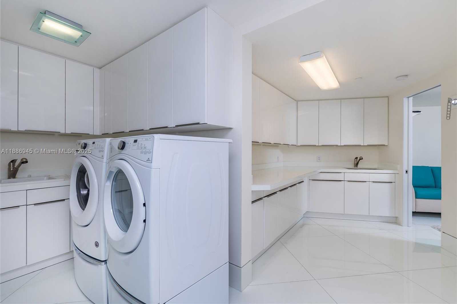 Small Image of 791 CRANDON BLVD #1408, Key Biscayne Number 13