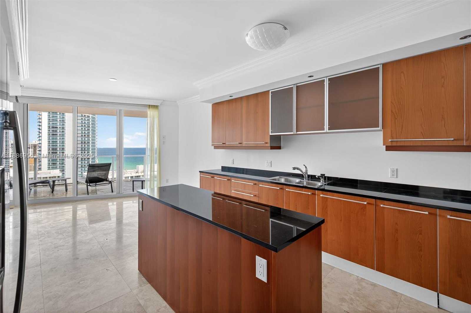 Small Image of 3101 SOUTH OCEAN DR #2403, Hollywood Number 10