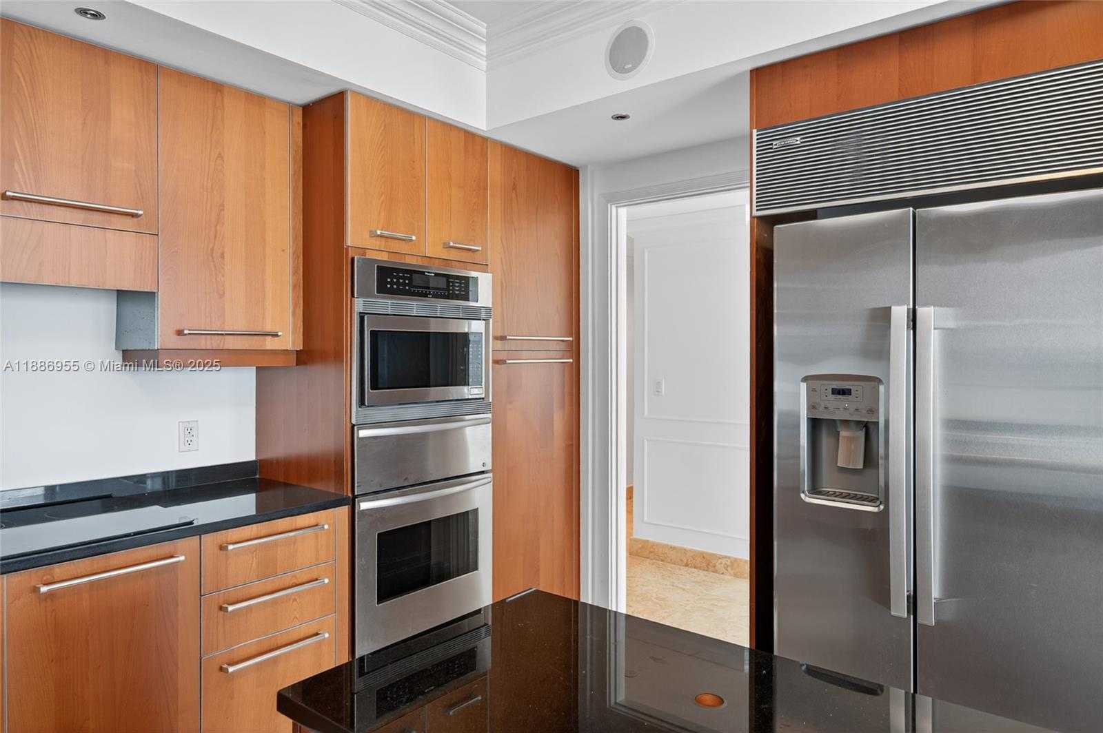 Small Image of 3101 SOUTH OCEAN DR #2403, Hollywood Number 13