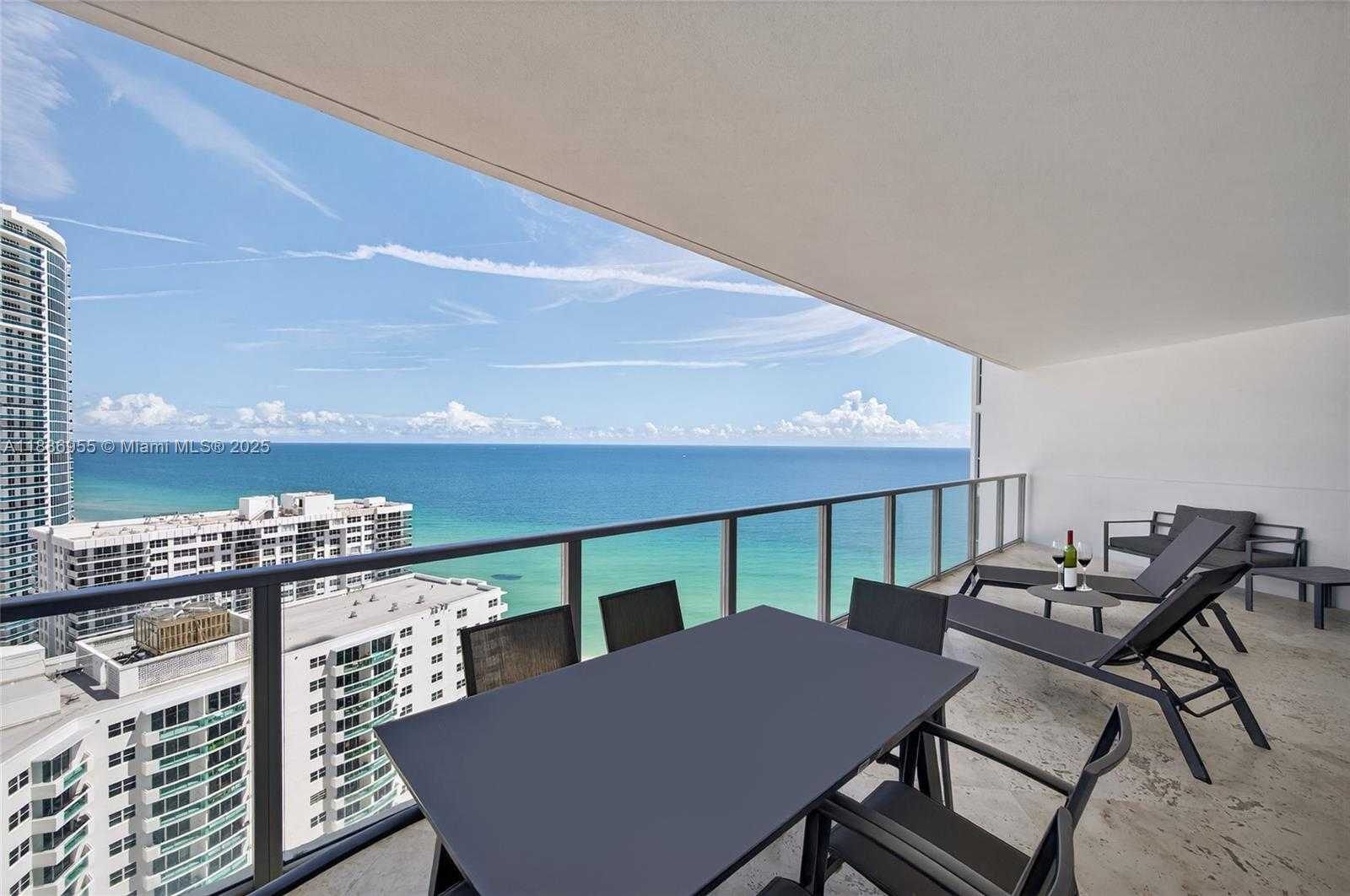 Small Image of 3101 SOUTH OCEAN DR #2403, Hollywood Number 14