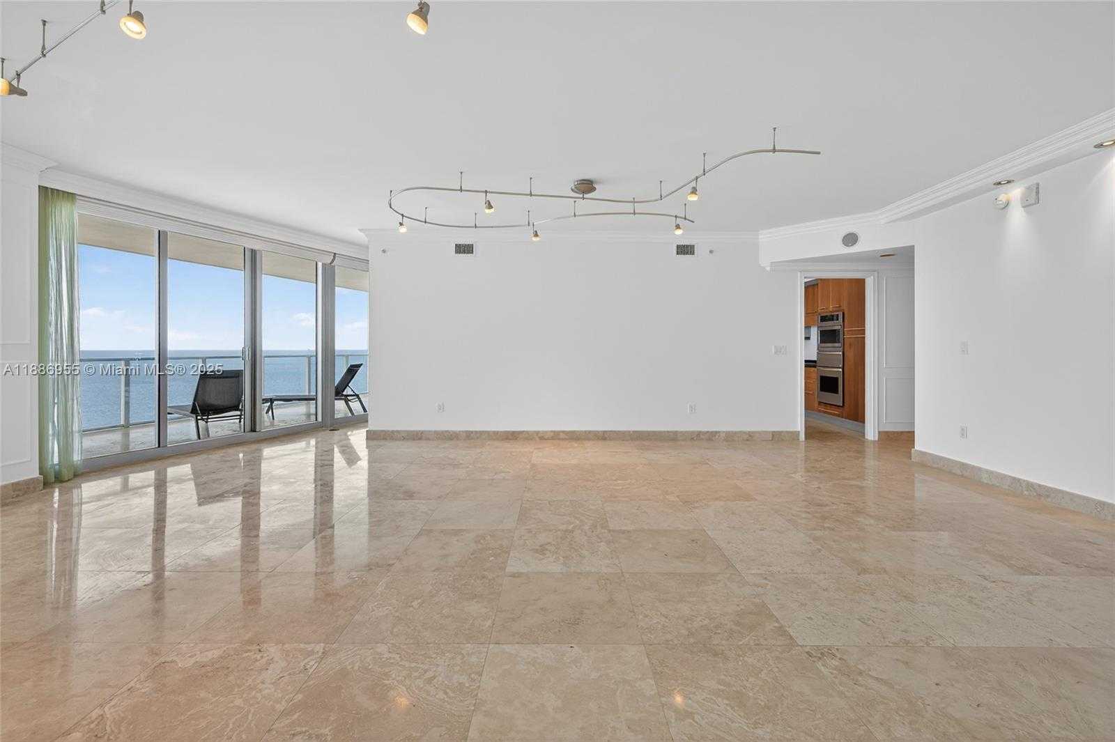 Small Image of 3101 SOUTH OCEAN DR #2403, Hollywood Number 2