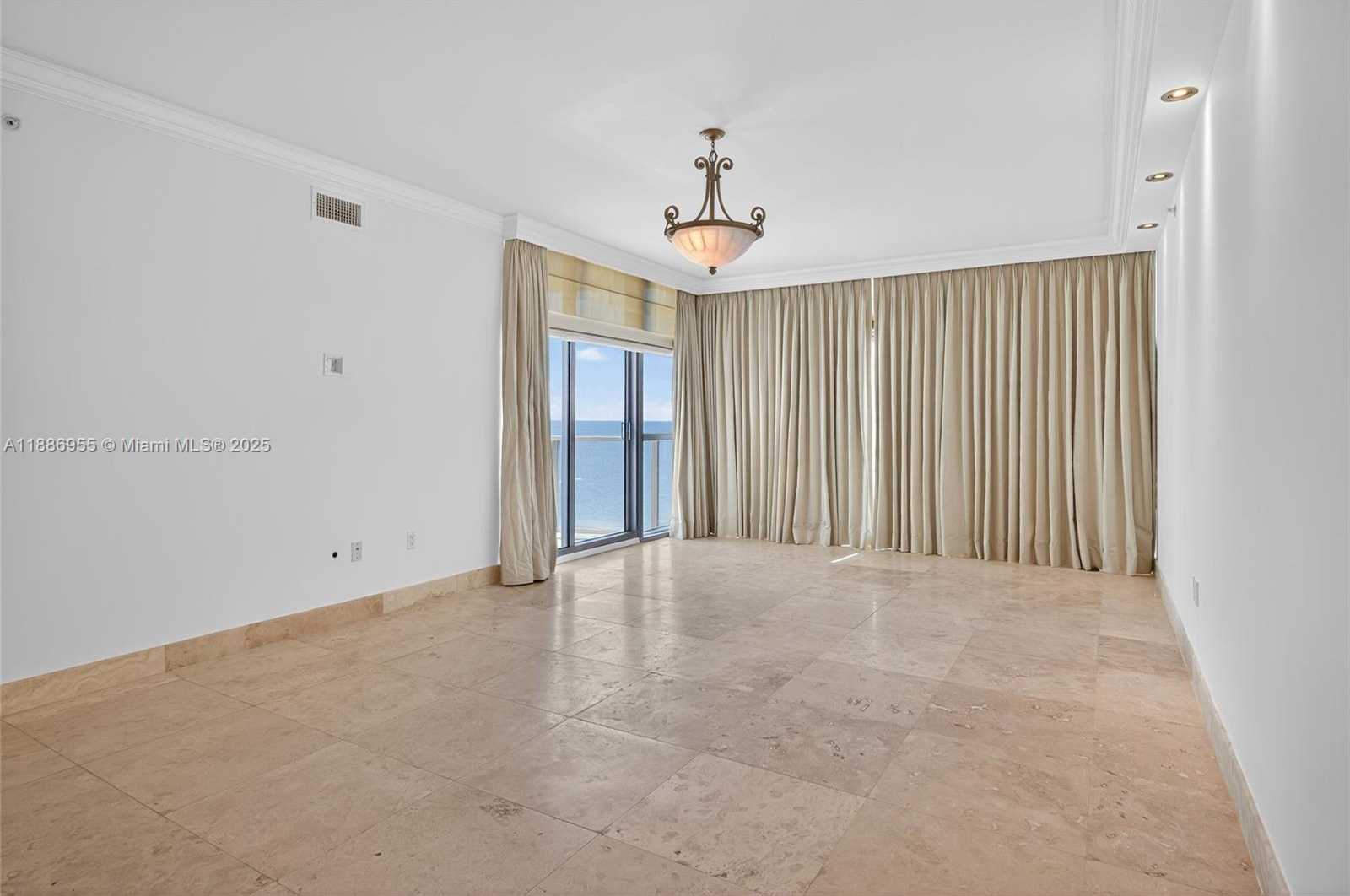 Small Image of 3101 SOUTH OCEAN DR #2403, Hollywood Number 26