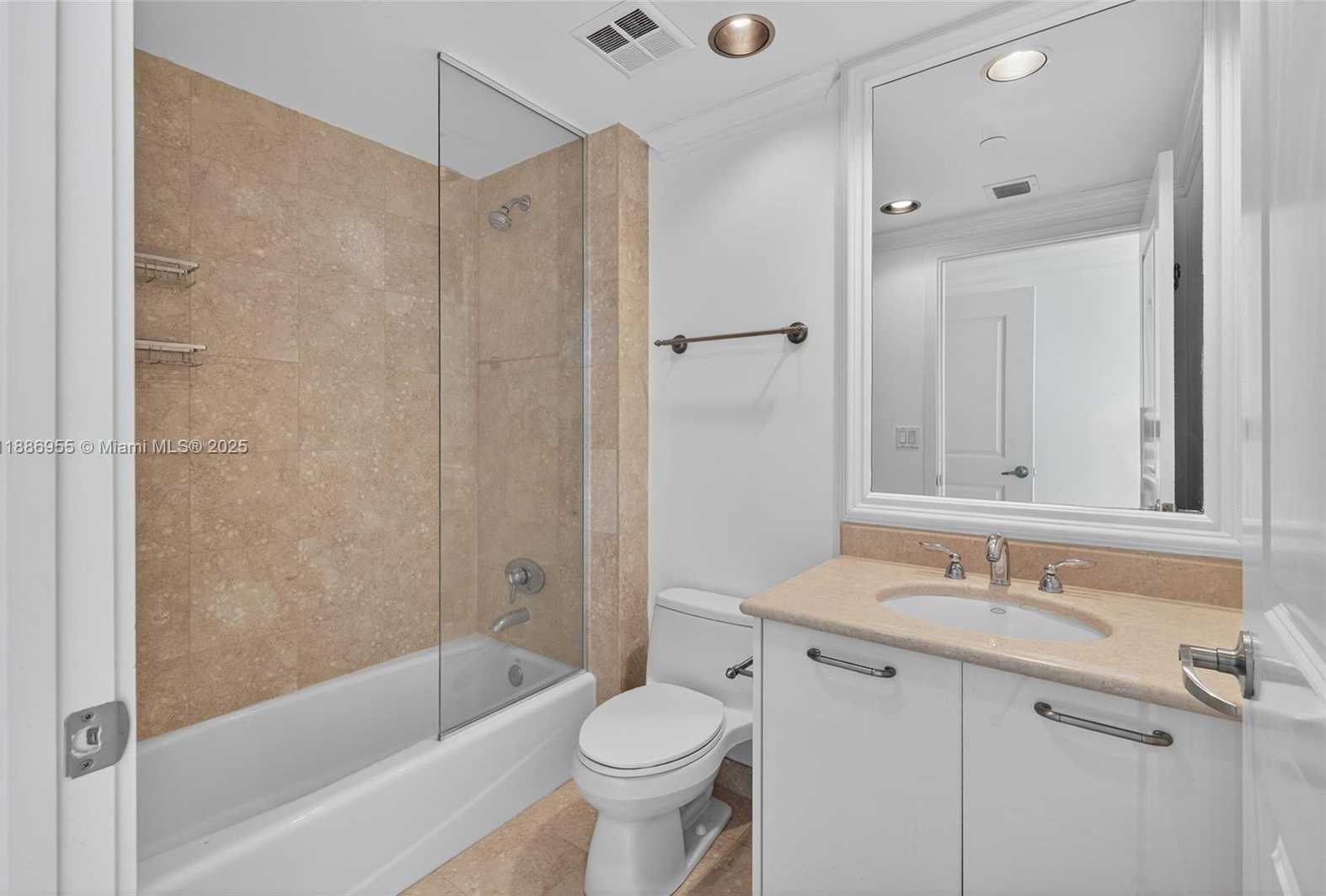 Small Image of 3101 SOUTH OCEAN DR #2403, Hollywood Number 30