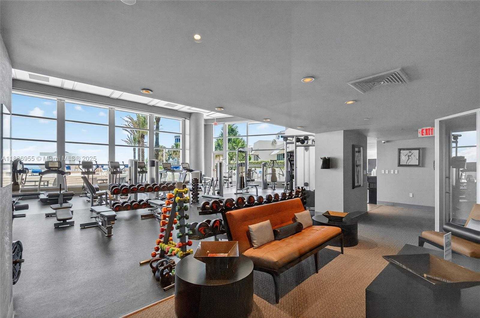 Small Image of 3101 SOUTH OCEAN DR #2403, Hollywood Number 48