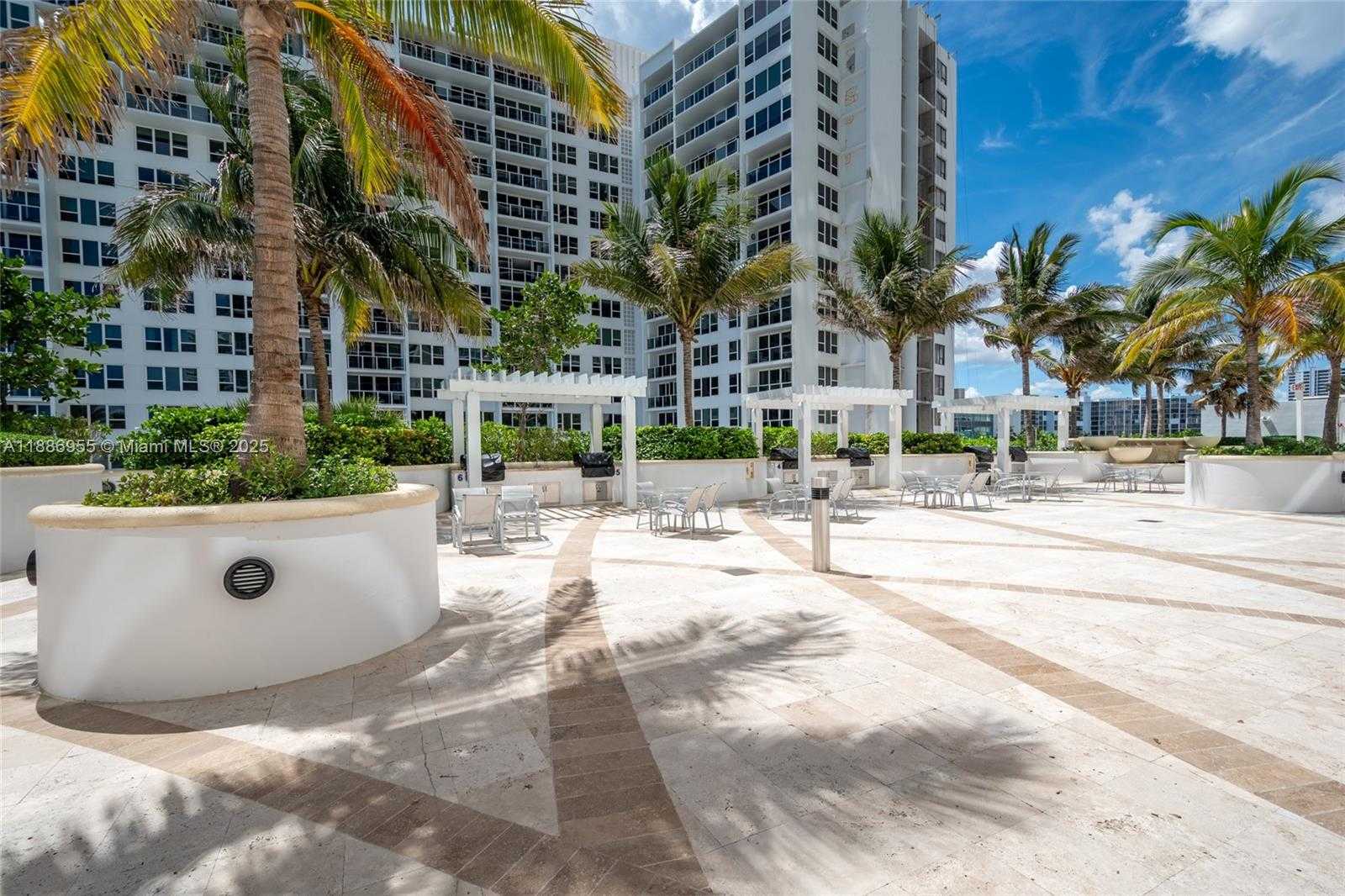 Small Image of 3101 SOUTH OCEAN DR #2403, Hollywood Number 50