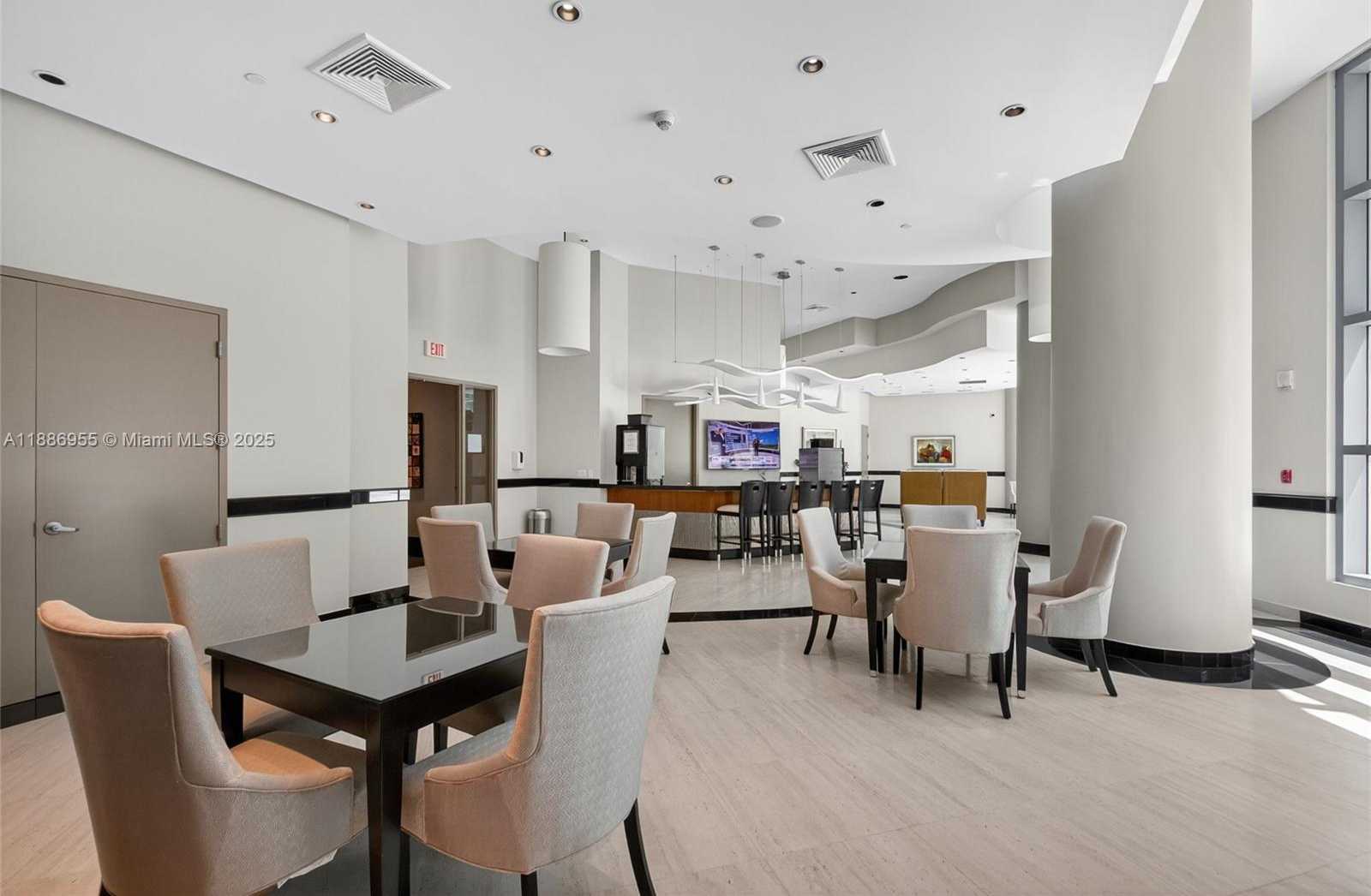 Small Image of 3101 SOUTH OCEAN DR #2403, Hollywood Number 59