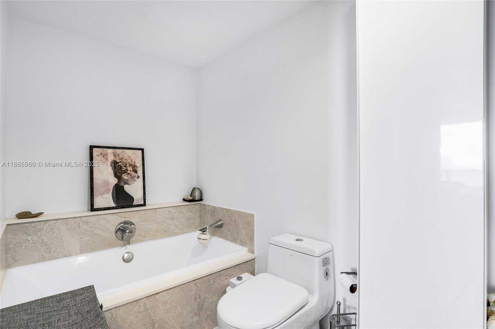 Small Image of 488 NORTH EAST 18TH ST #704, Miami Number 19