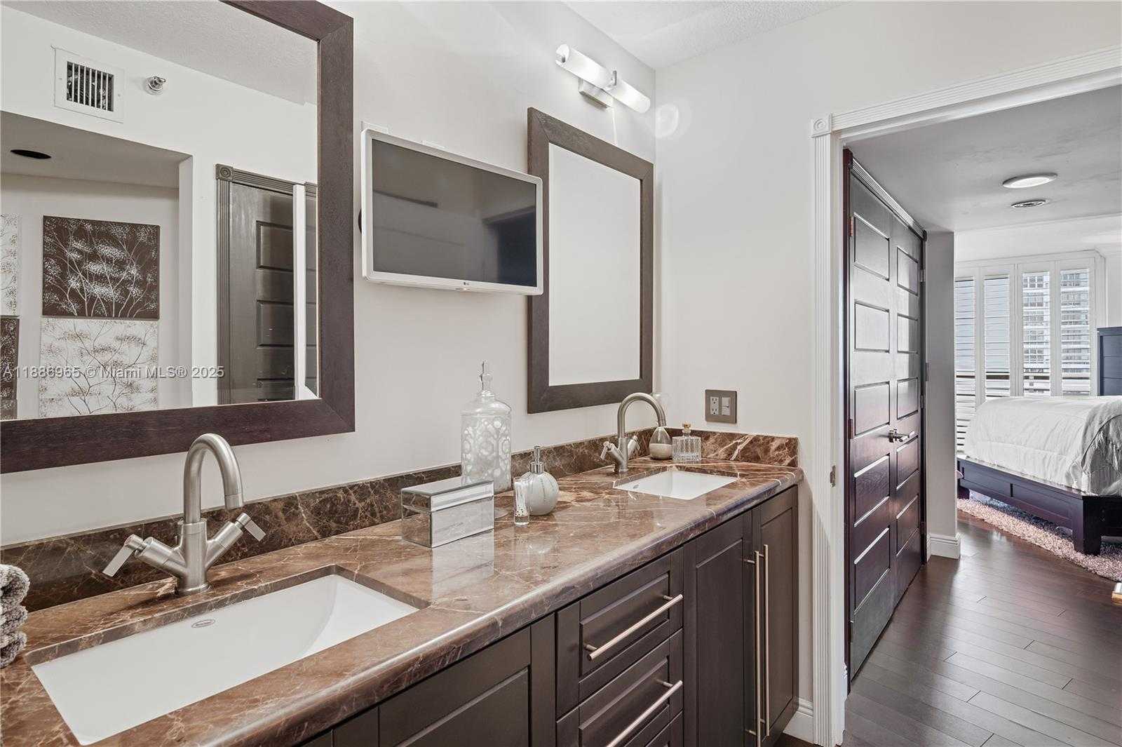 Small Image of 19195 NORTH EAST 36TH CT #2304, Aventura Number 13