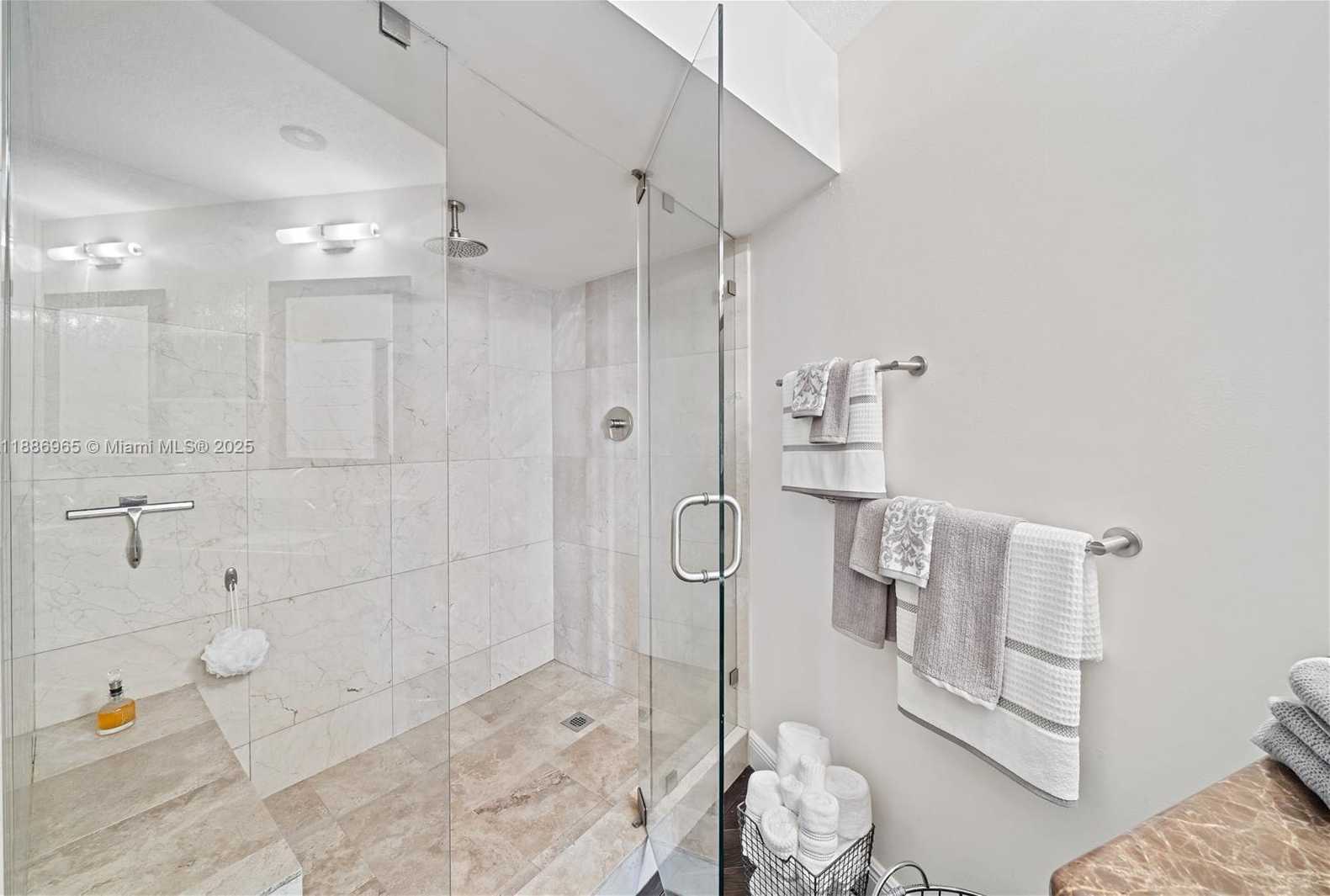 Small Image of 19195 NORTH EAST 36TH CT #2304, Aventura Number 14