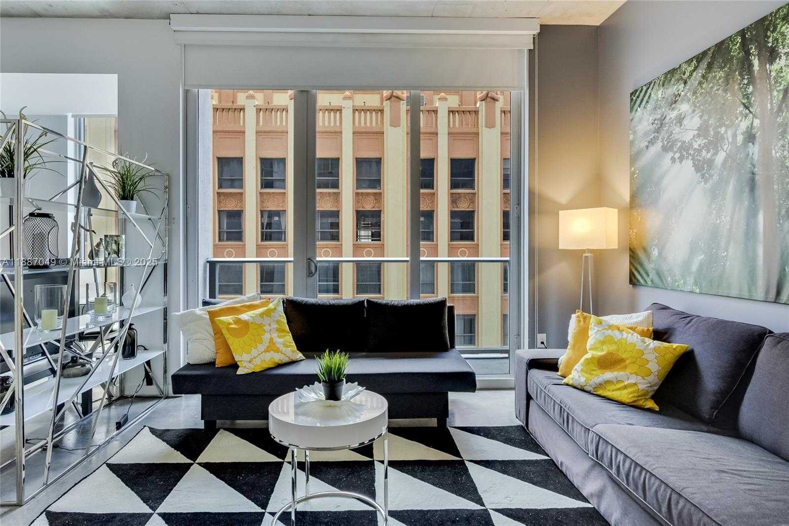Small Image of 151 SOUTH EAST 1ST ST #1003, Miami Number 11