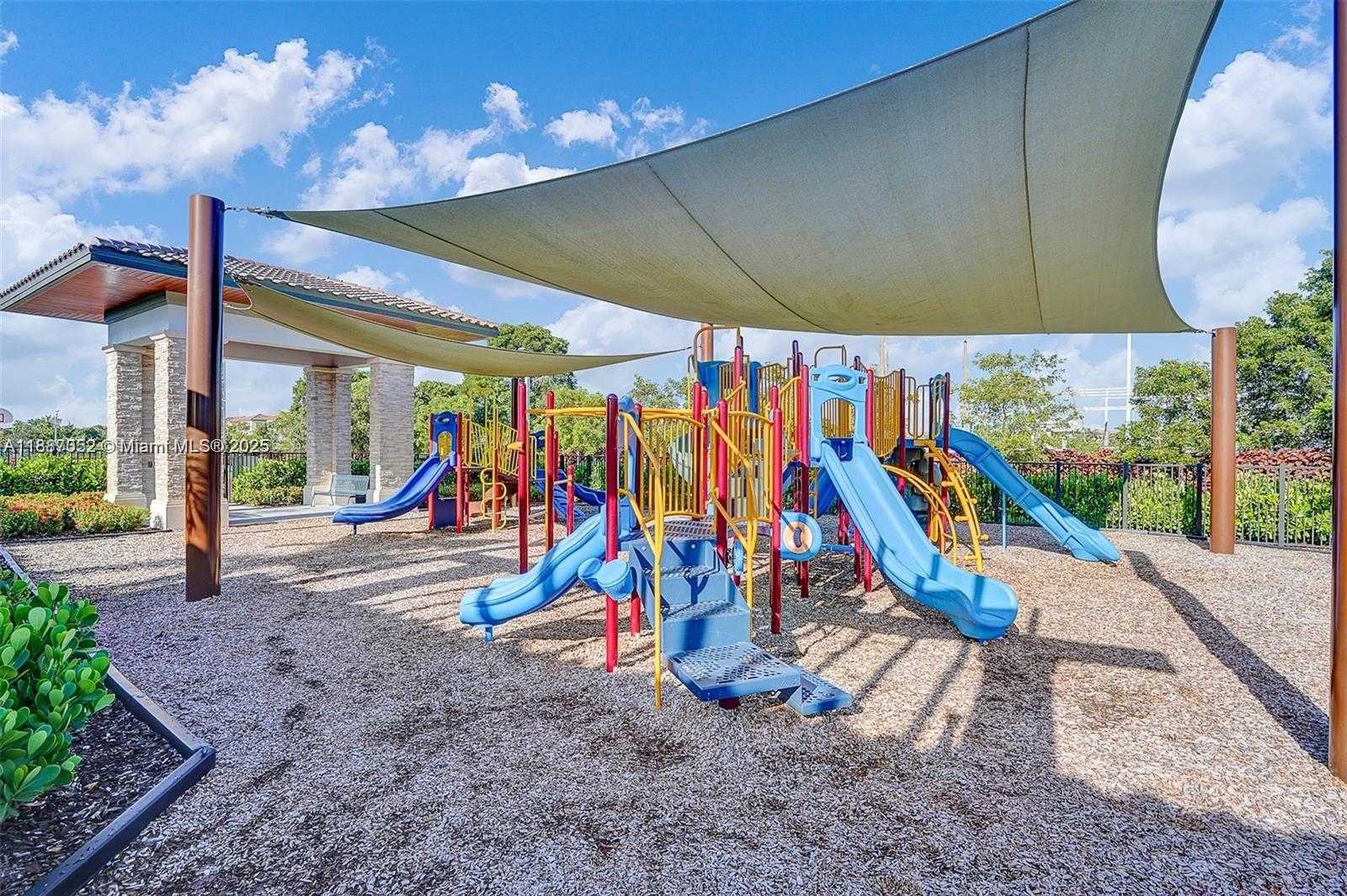 Small Image of 8860 NORTH WEST 103RD PATH, Doral Number 27