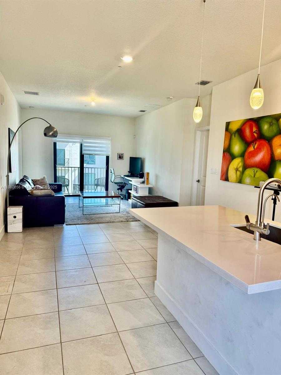 Small Image of 8201 NORTH WEST 41ST ST #D-407, Doral Number 11