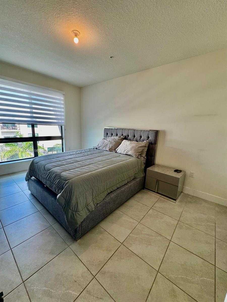 Small Image of 8201 NORTH WEST 41ST ST #D-407, Doral Number 16