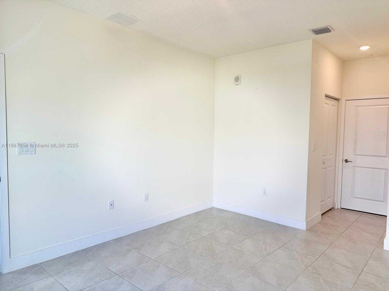 Small Image of 8201 NORTH WEST 41ST ST #D-407, Doral Number 24