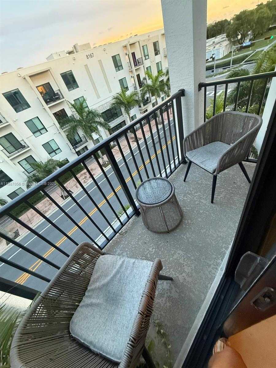 Small Image of 8201 NORTH WEST 41ST ST #D-407, Doral Number 38