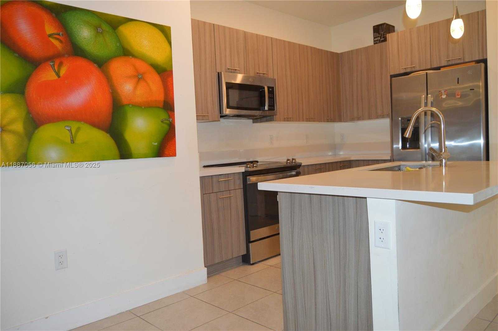 Small Image of 8201 NORTH WEST 41ST ST #D-407, Doral Number 4