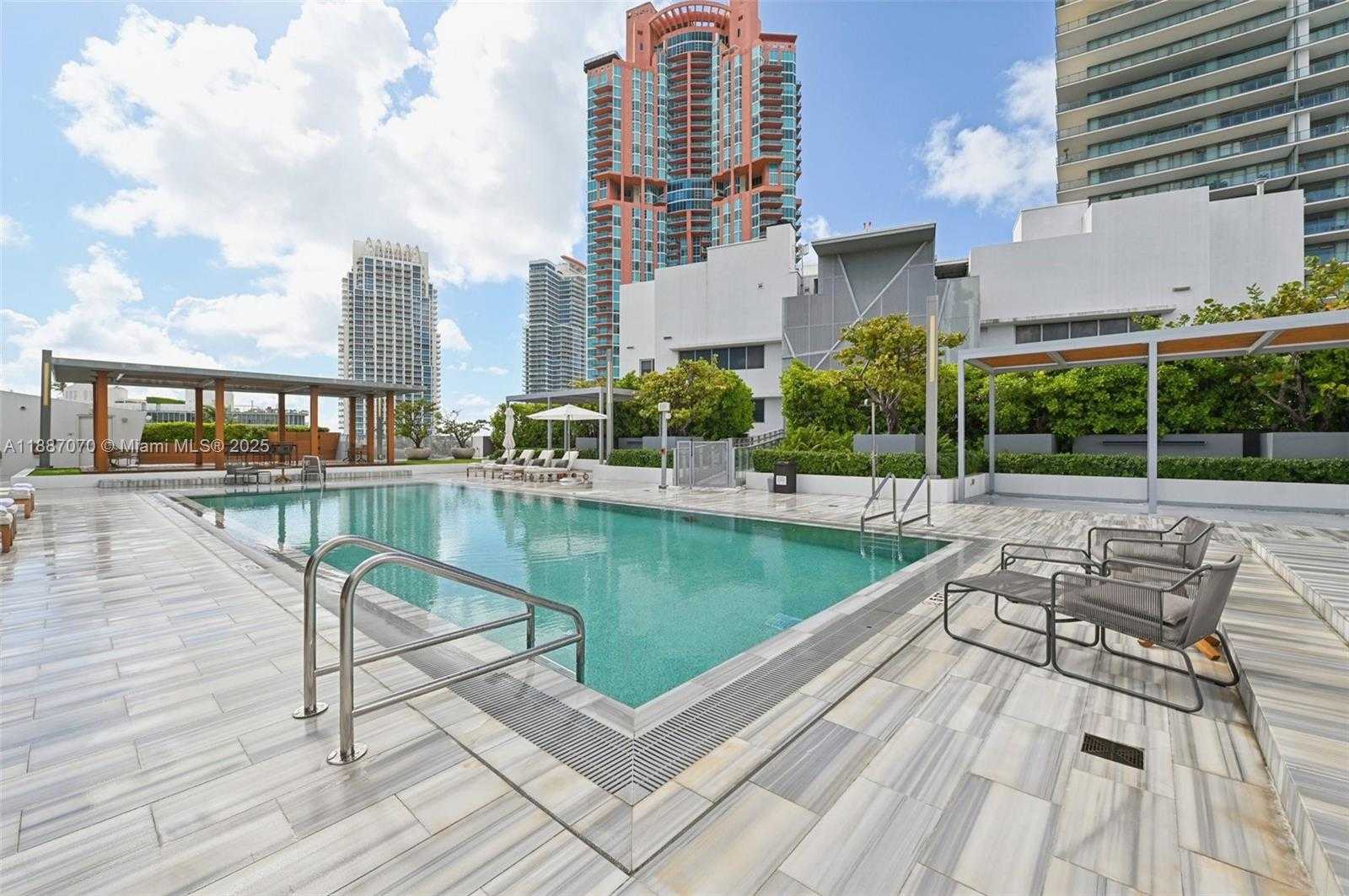 Small Image of 801 SOUTH POINTE DR #602, Miami Beach Number 61