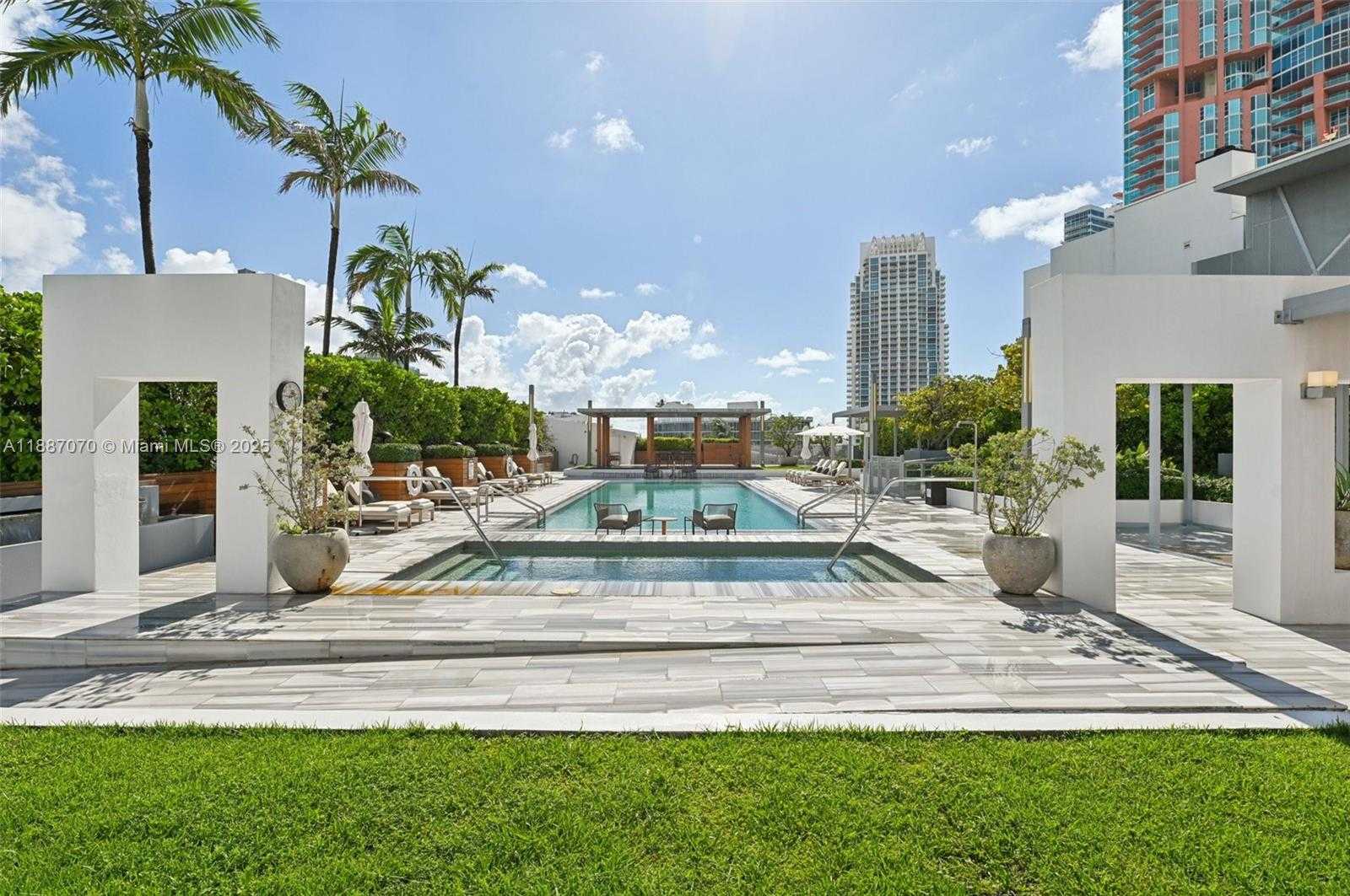 Small Image of 801 SOUTH POINTE DR #602, Miami Beach Number 68