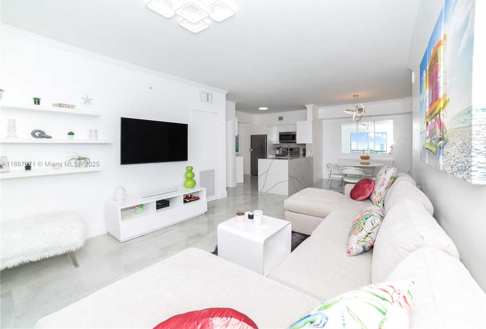 Small Image of 17150 NORTH BAY RD #2905, Sunny Isles Beach Number 10
