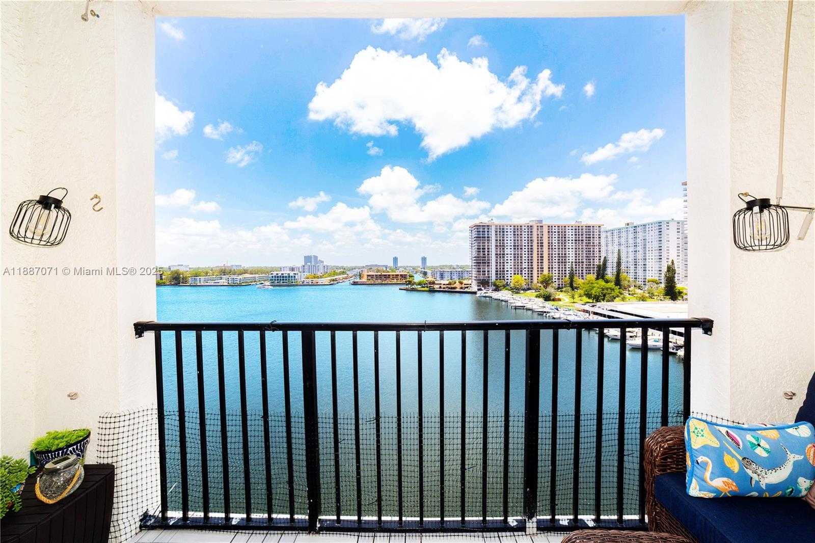 Small Image of 17150 NORTH BAY RD #2905, Sunny Isles Beach Number 18