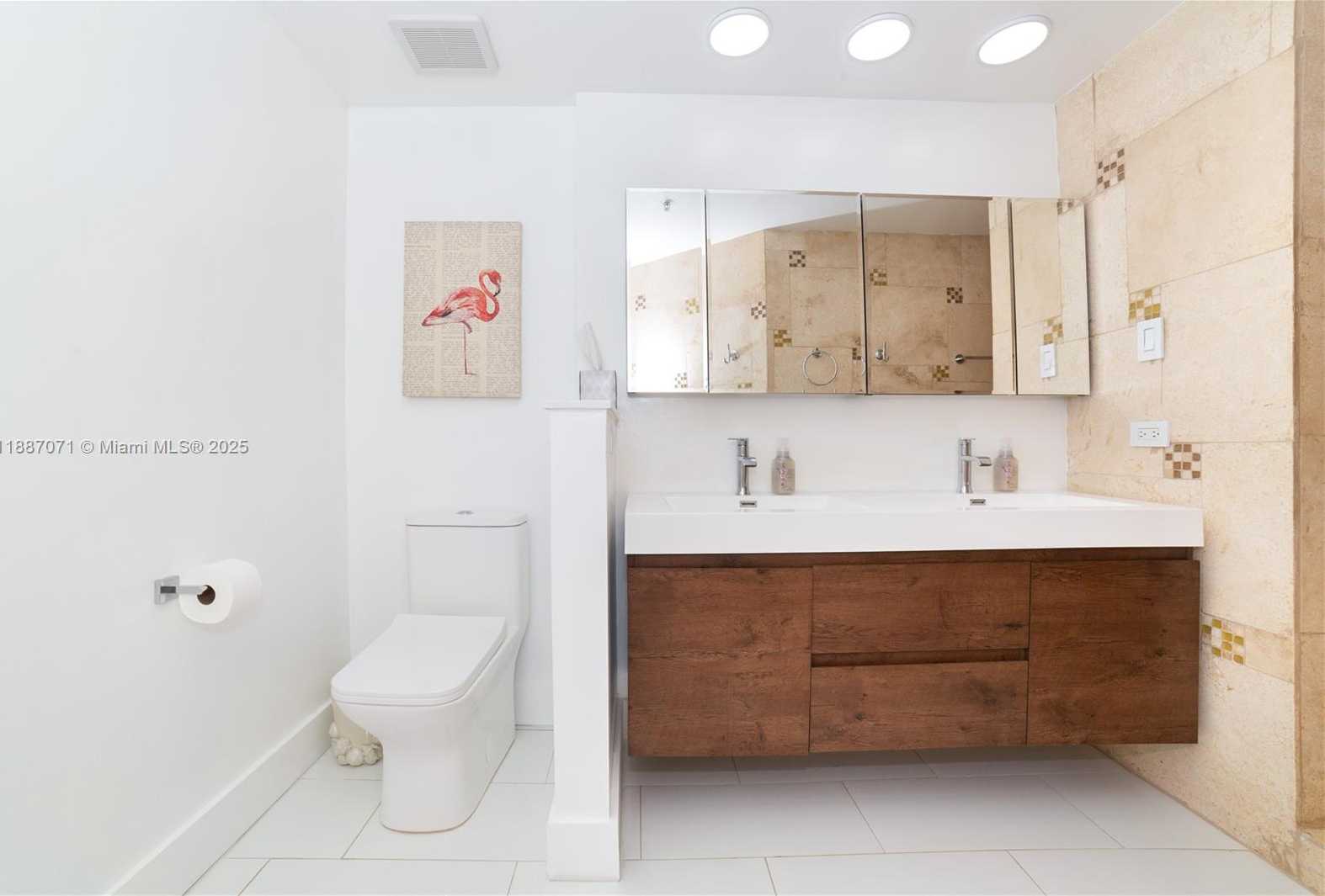 Small Image of 17150 NORTH BAY RD #2905, Sunny Isles Beach Number 29