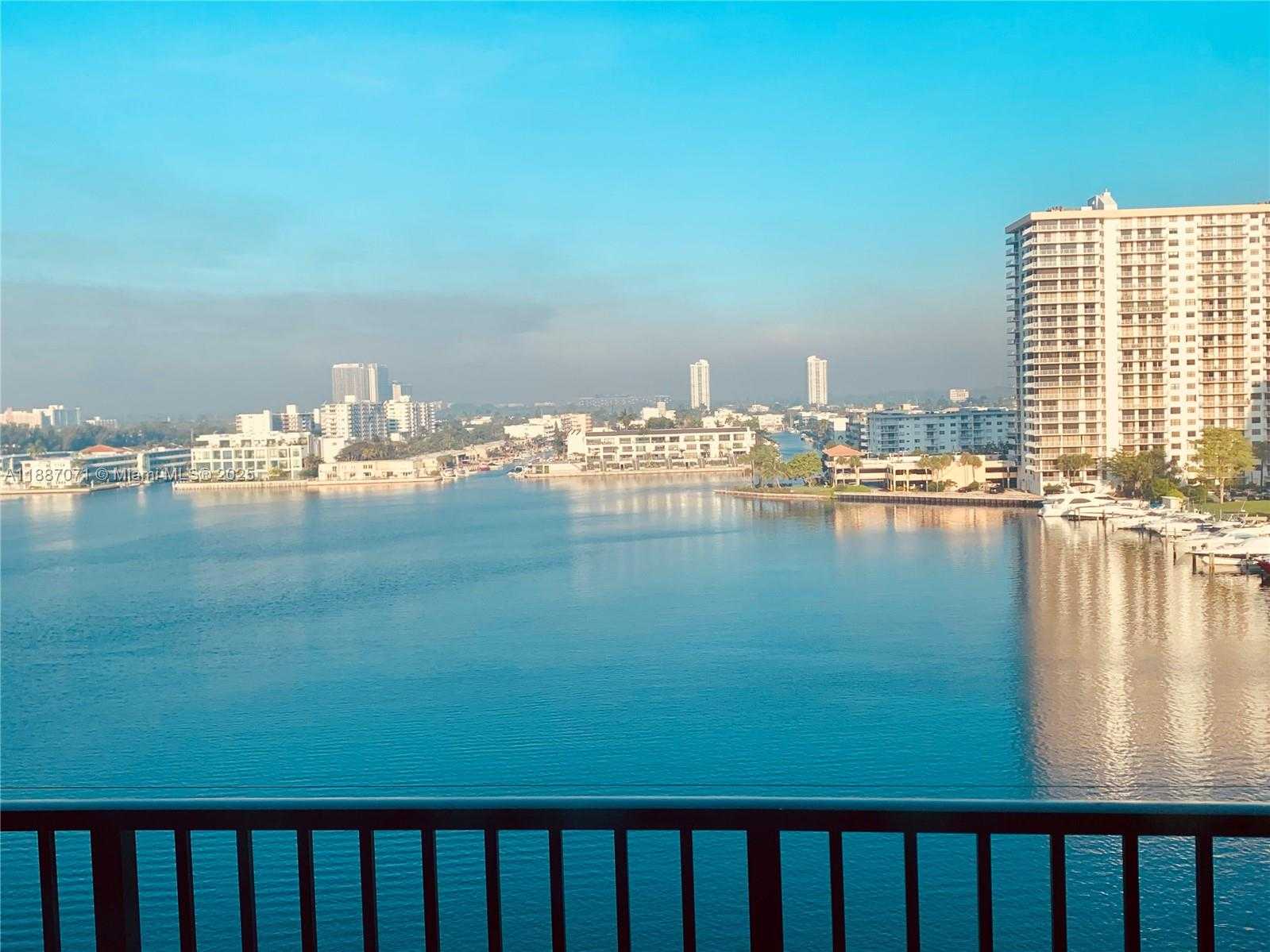 Small Image of 17150 NORTH BAY RD #2905, Sunny Isles Beach Number 46