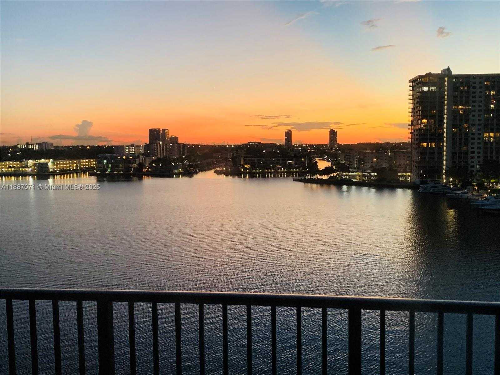 Small Image of 17150 NORTH BAY RD #2905, Sunny Isles Beach Number 48