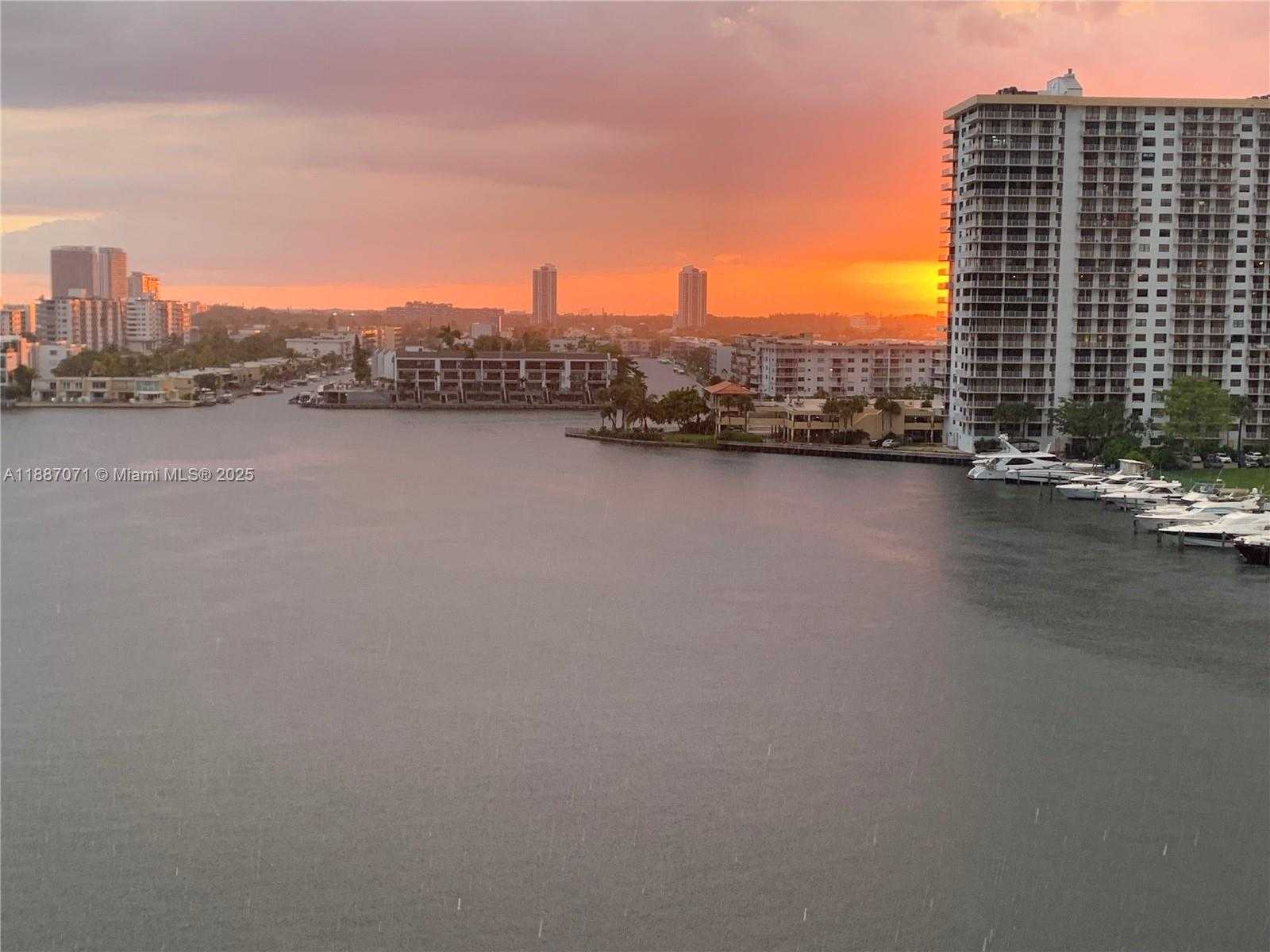 Small Image of 17150 NORTH BAY RD #2905, Sunny Isles Beach Number 50