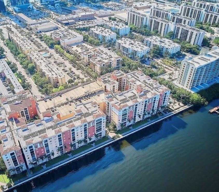 Small Image of 17150 NORTH BAY RD #2905, Sunny Isles Beach Number 61