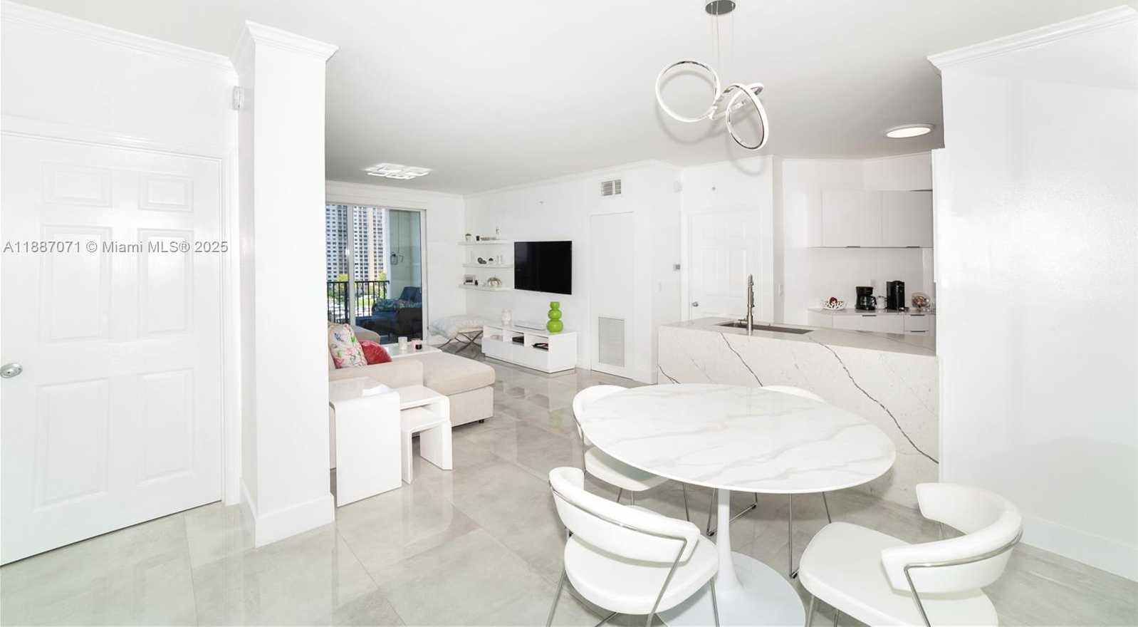 Small Image of 17150 NORTH BAY RD #2905, Sunny Isles Beach Number 7