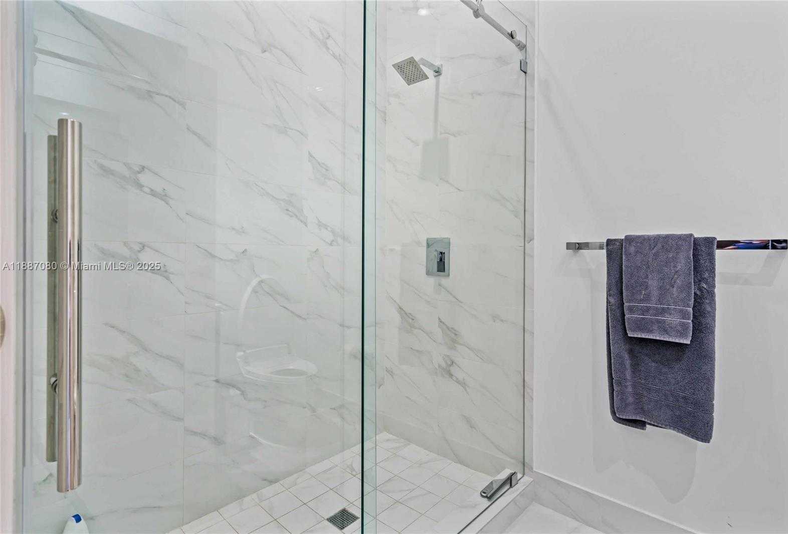 Small Image of 801 SOUTH MIAMI AVE #PH5704, Miami Number 16