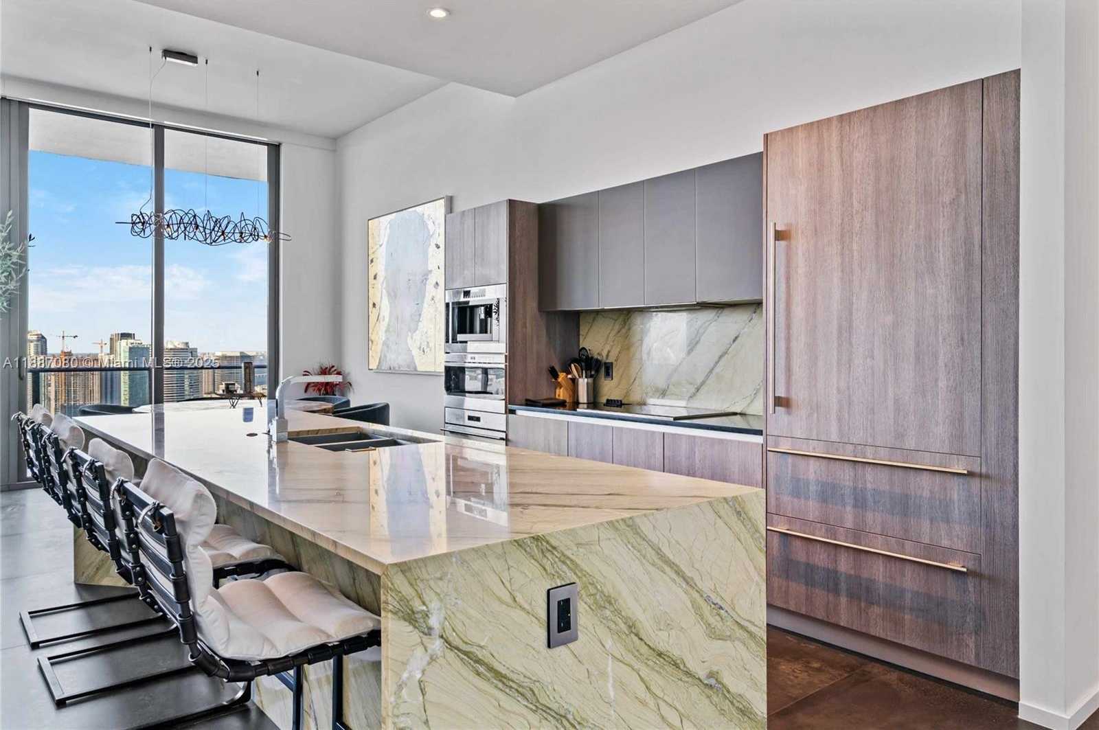 Small Image of 801 SOUTH MIAMI AVE #PH5704, Miami Number 3