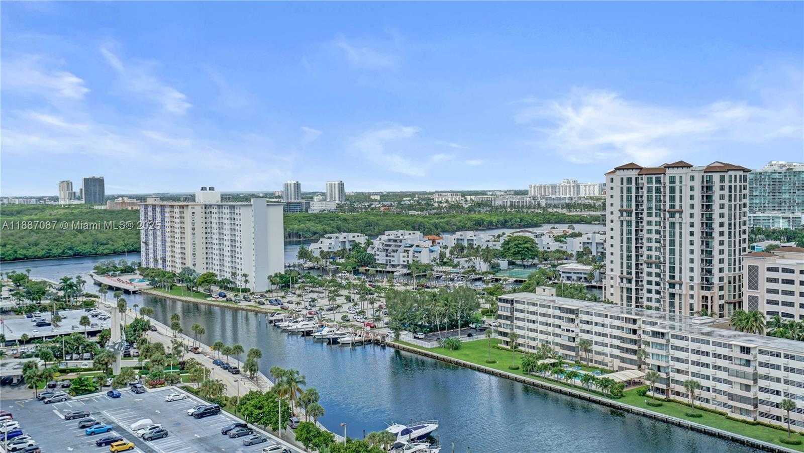 Small Image of 100 BAYVIEW DR #1931, Sunny Isles Beach Number 41