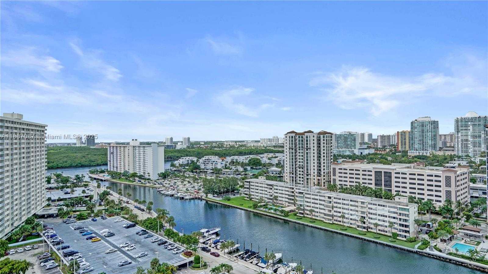 Small Image of 100 BAYVIEW DR #1931, Sunny Isles Beach Number 43