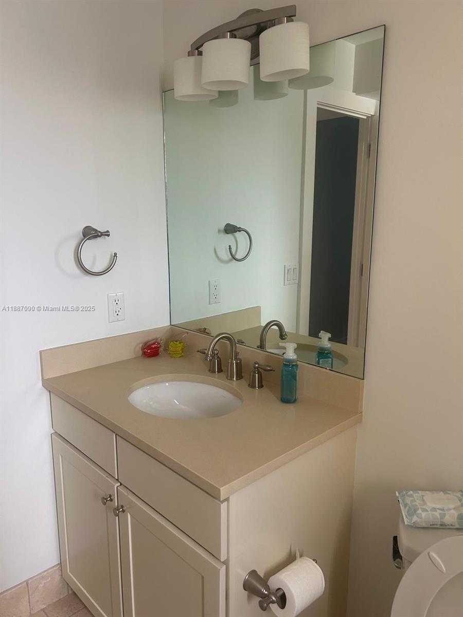 Small Image of 1500 SOUTH OCEAN DR #A8, Hollywood Number 22