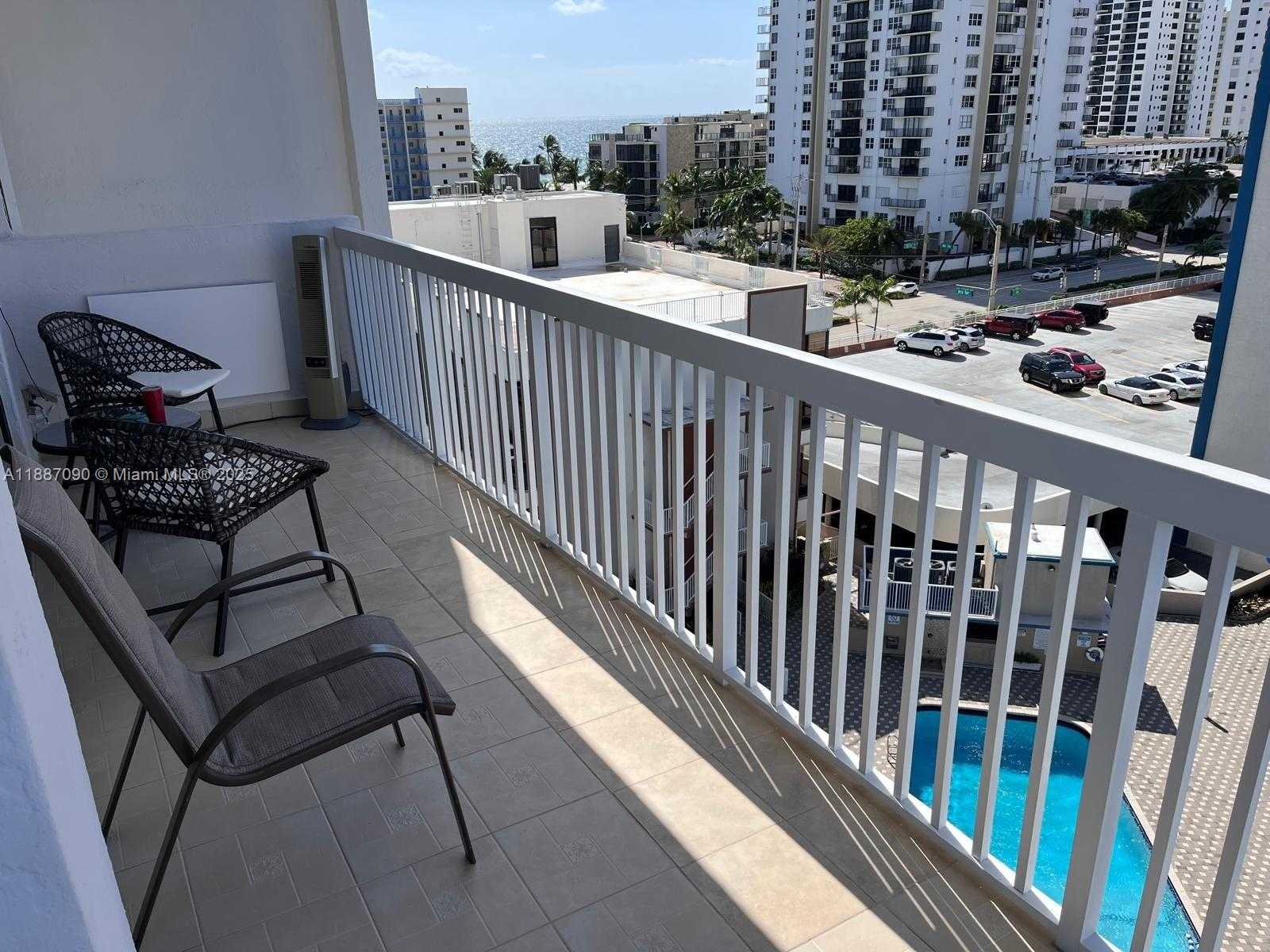 Small Image of 1500 SOUTH OCEAN DR #A8, Hollywood Number 34