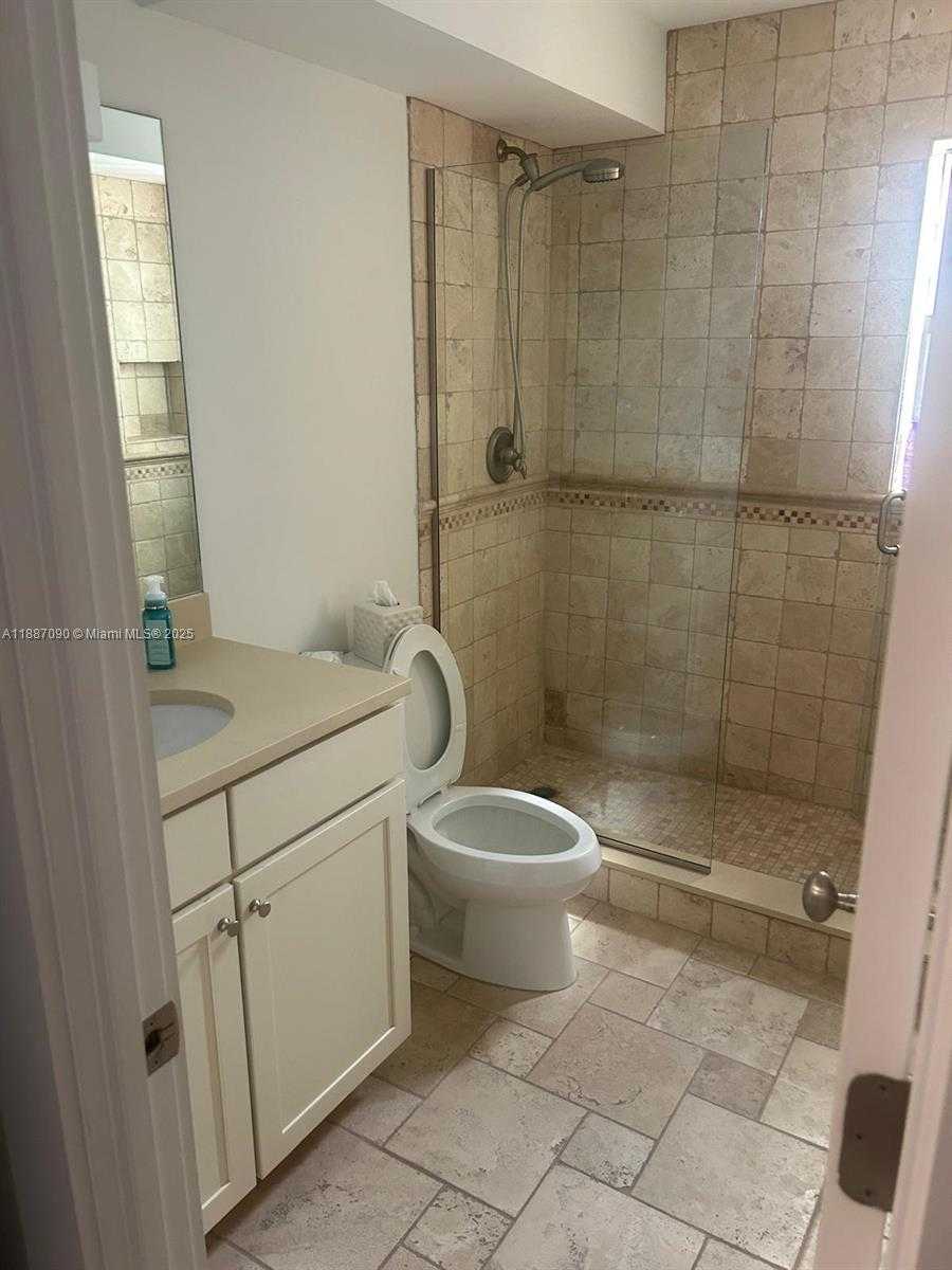 Small Image of 1500 SOUTH OCEAN DR #A8, Hollywood Number 44