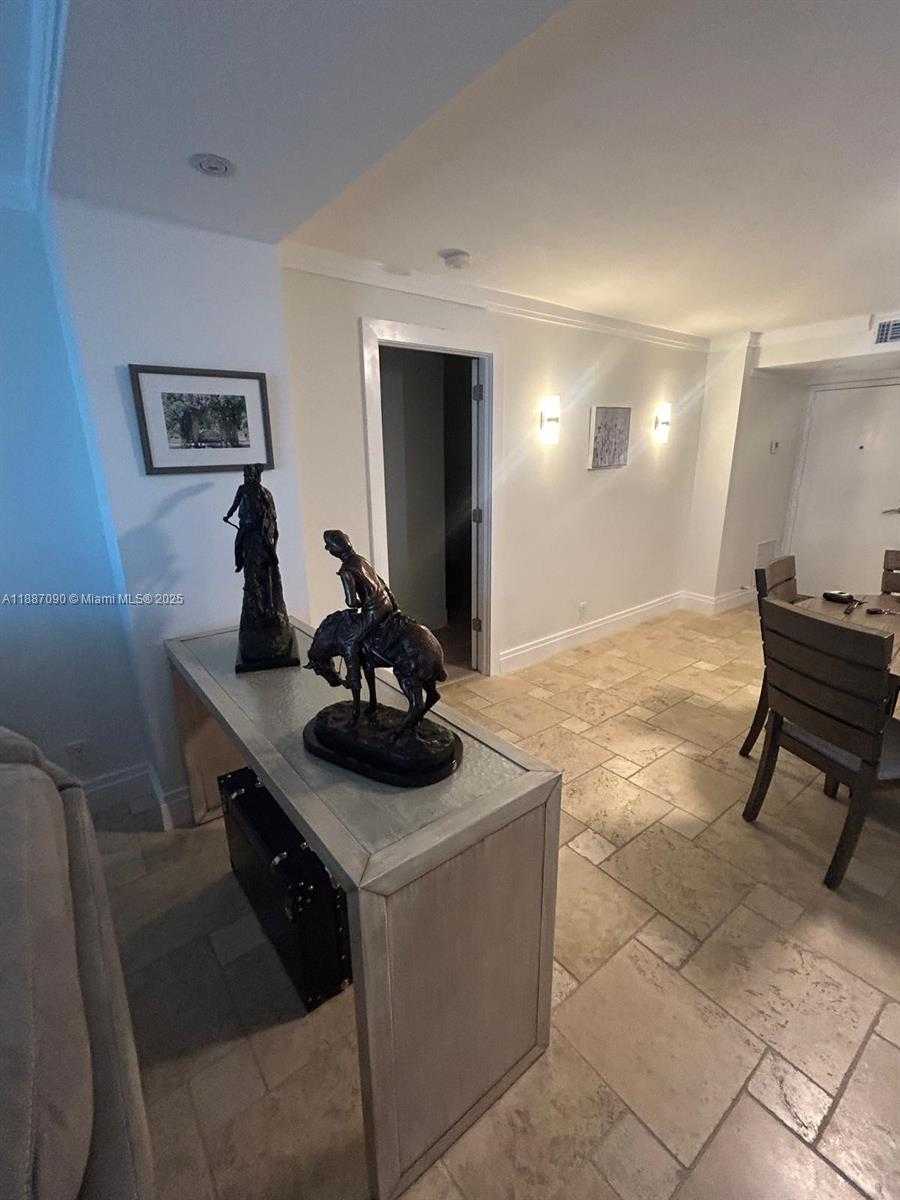 Small Image of 1500 SOUTH OCEAN DR #A8, Hollywood Number 7