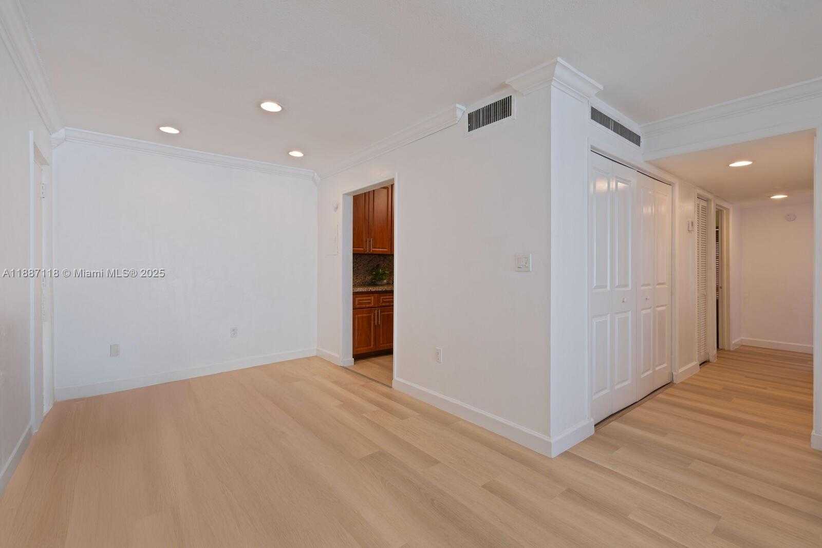 Small Image of 10816 NORTH KENDALL DR #R16, Miami Number 2