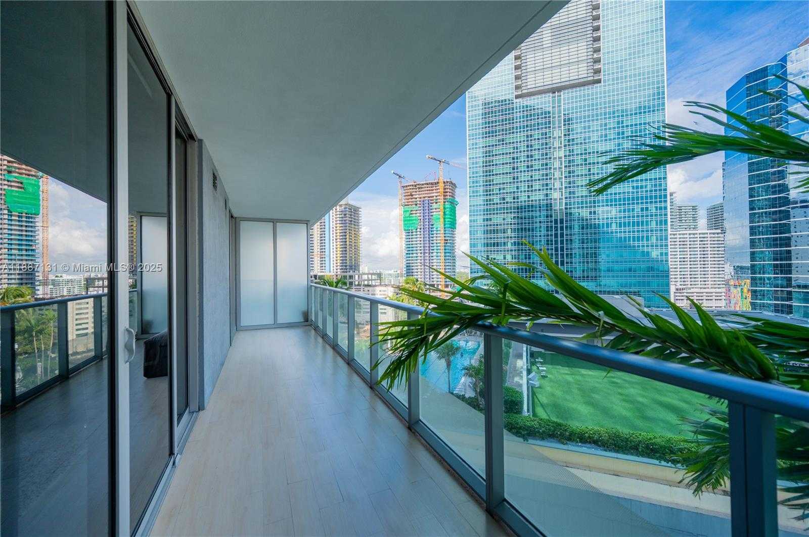 Small Image of 1300 BRICKELL BAY DR #1601, Miami Number 22