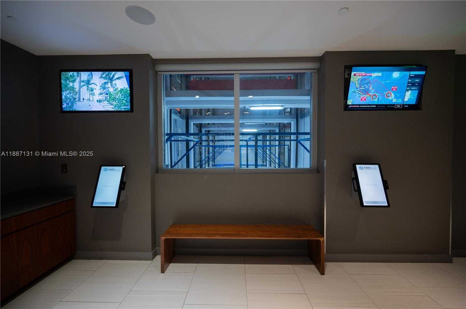 Small Image of 1300 BRICKELL BAY DR #1601, Miami Number 27