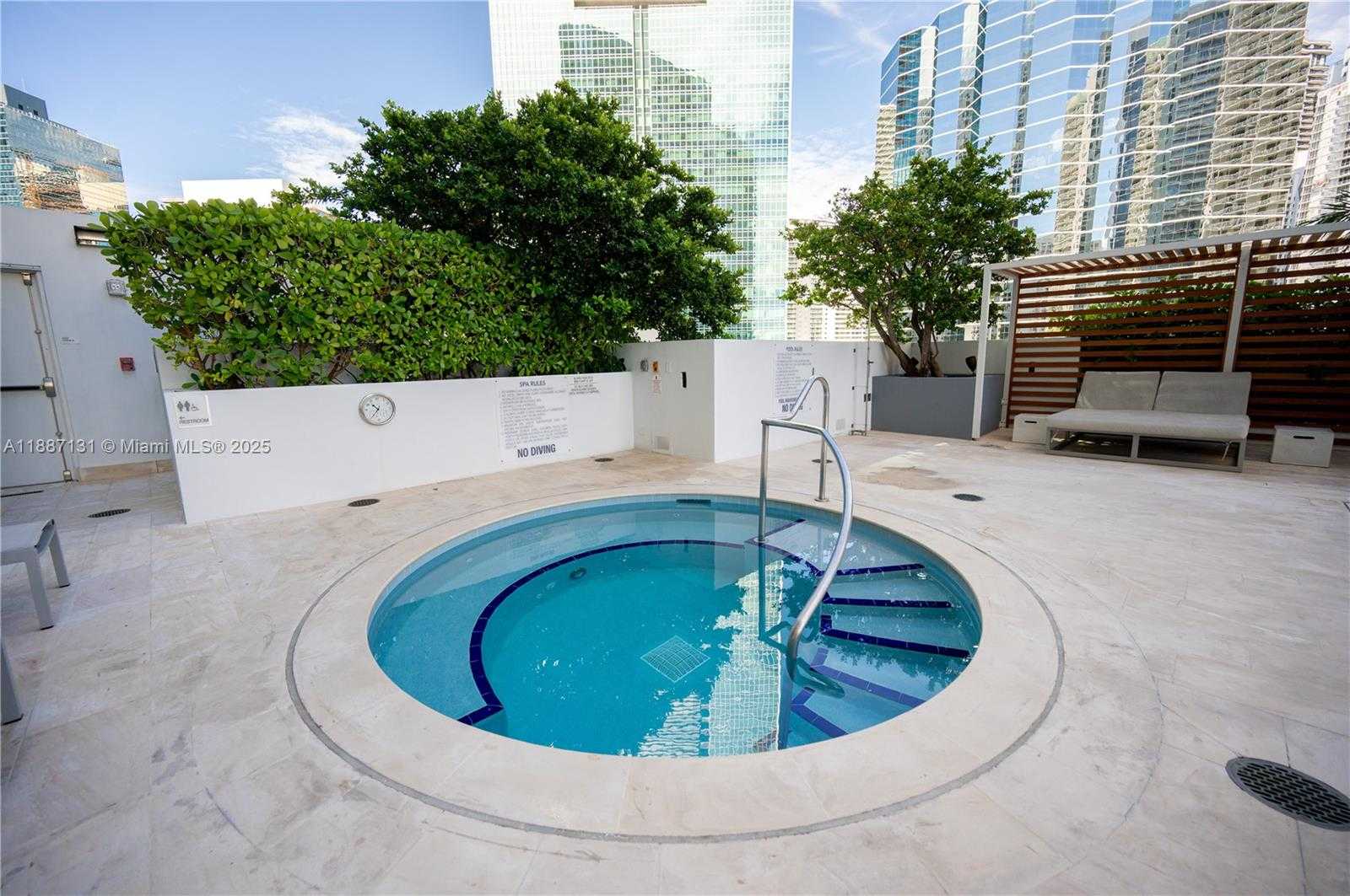 Small Image of 1300 BRICKELL BAY DR #1601, Miami Number 38