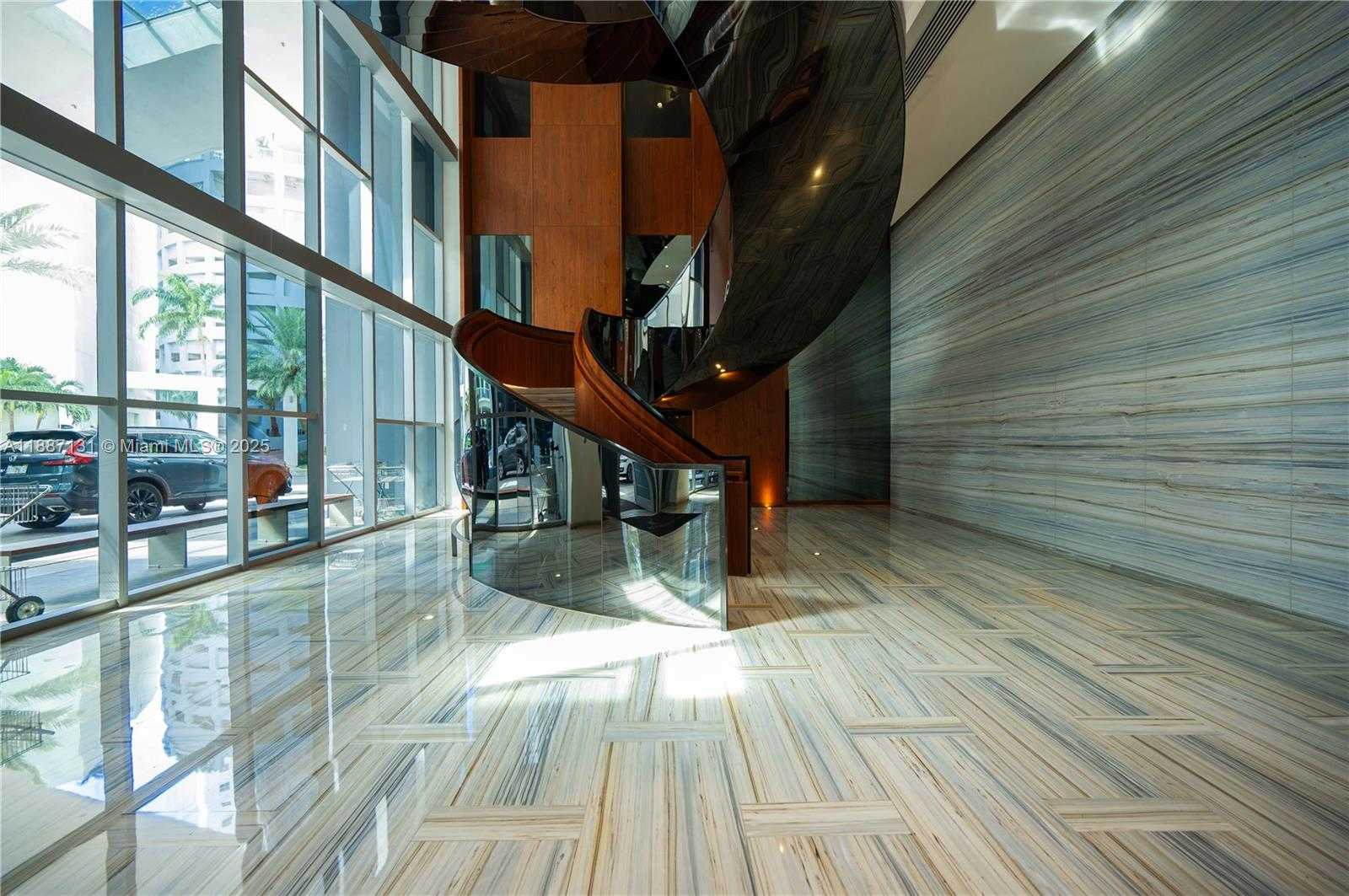 Small Image of 1300 BRICKELL BAY DR #1601, Miami Number 49