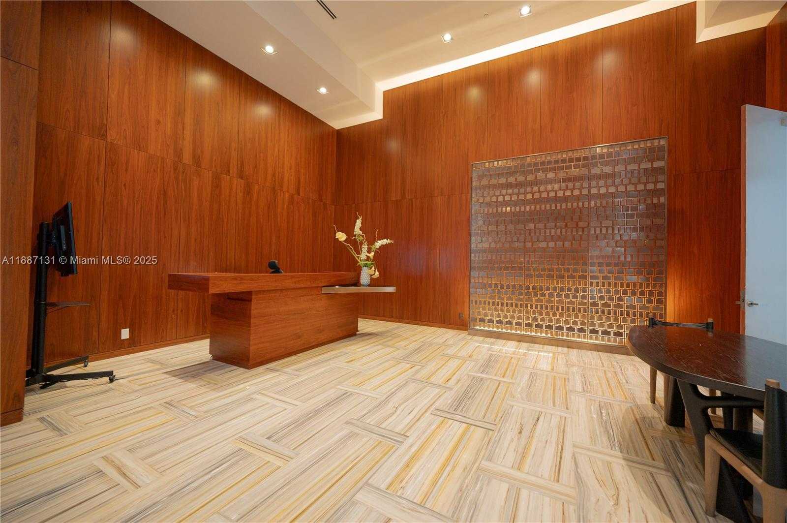 Small Image of 1300 BRICKELL BAY DR #1601, Miami Number 51