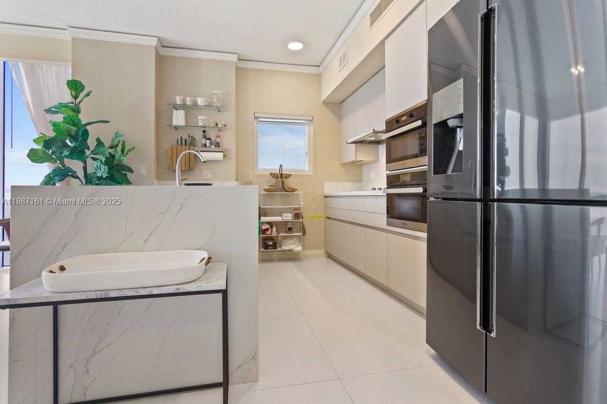 Small Image of 18001 EAST COLLINS AVE #2209, Sunny Isles Beach Number 11