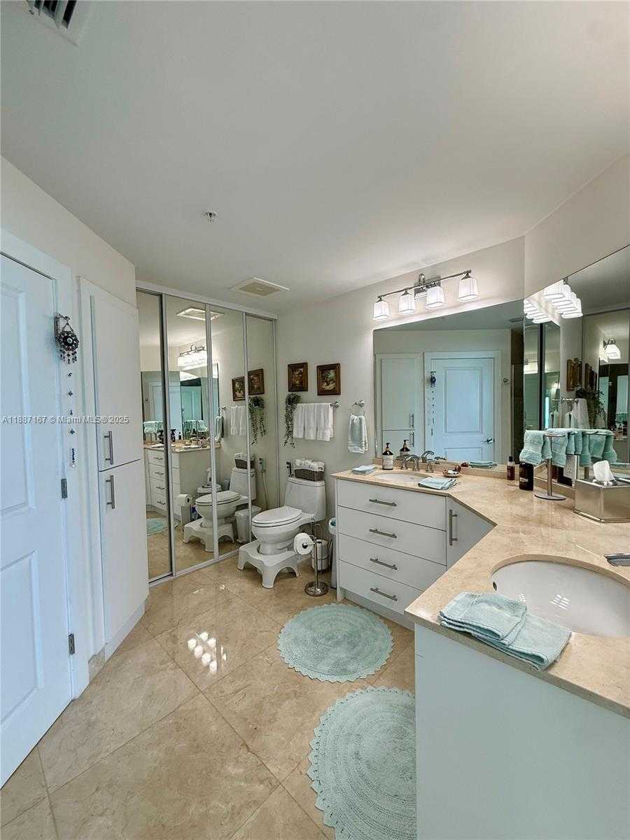 Small Image of 1945 SOUTH OCEAN DR #1201, Hallandale Beach Number 15