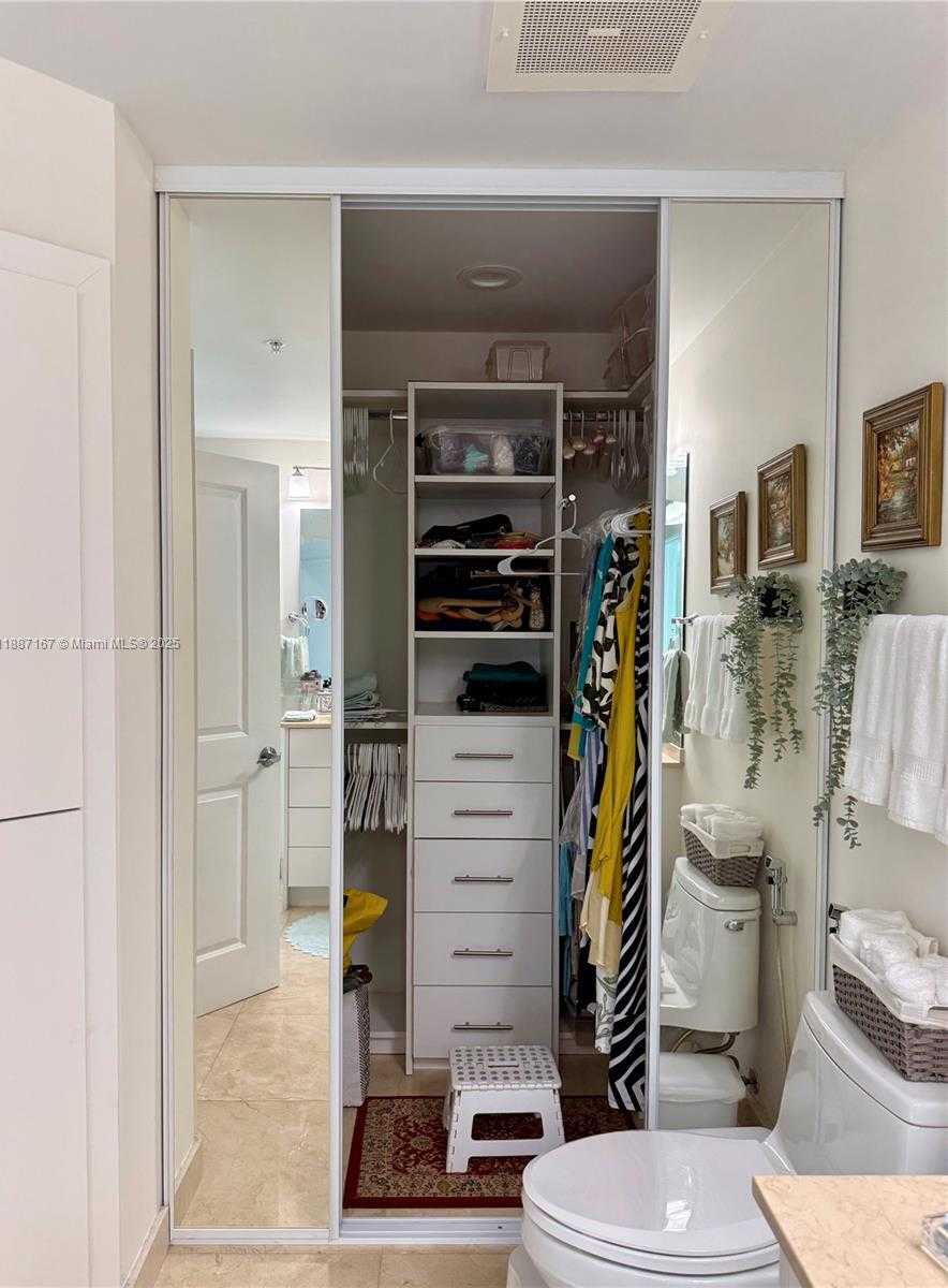 Small Image of 1945 SOUTH OCEAN DR #1201, Hallandale Beach Number 18