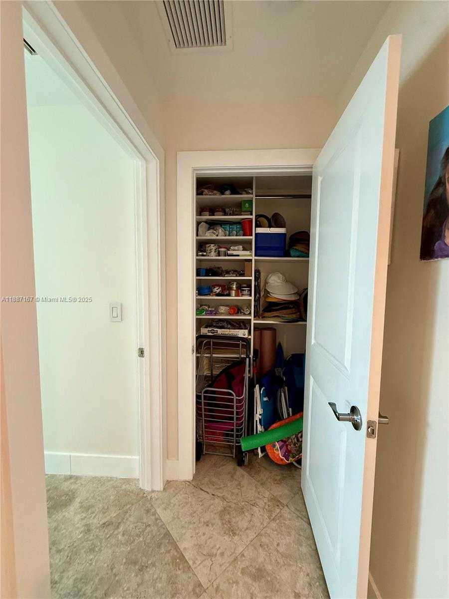 Small Image of 1945 SOUTH OCEAN DR #1201, Hallandale Beach Number 33