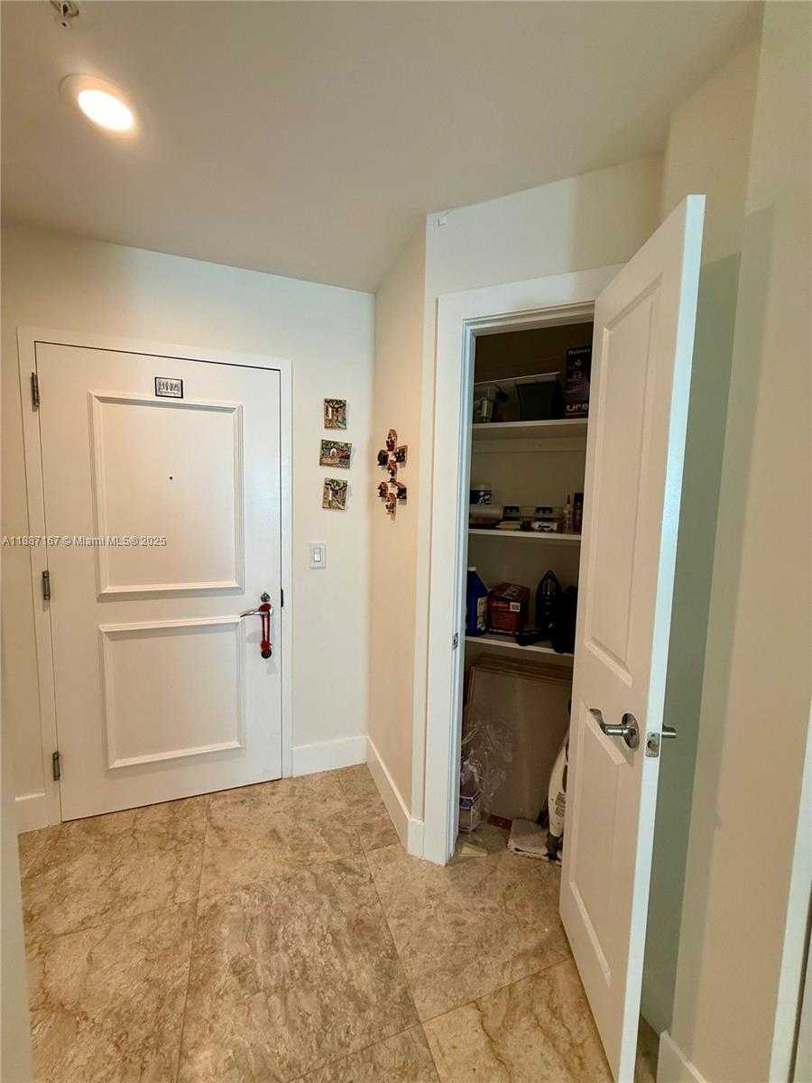 Small Image of 1945 SOUTH OCEAN DR #1201, Hallandale Beach Number 34